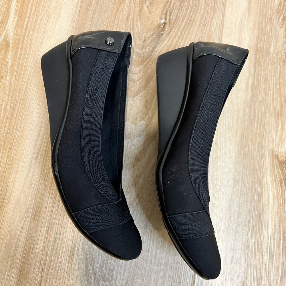 ANNE KLEIN Sport Black Slip On Wedges Size 6 - Picture 5 of 9